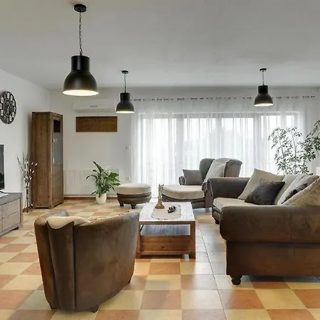Villa Biba Near Medulin, Istria