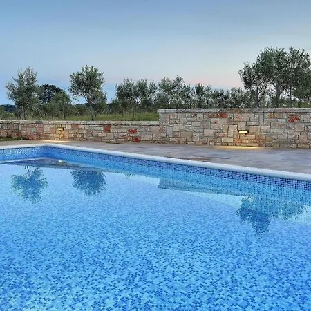 Villa Biba Near Medulin, Istria *